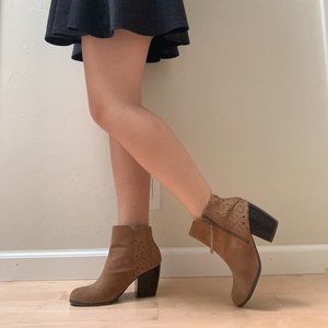 Tan heeled Booties